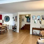 Cozy Monceau